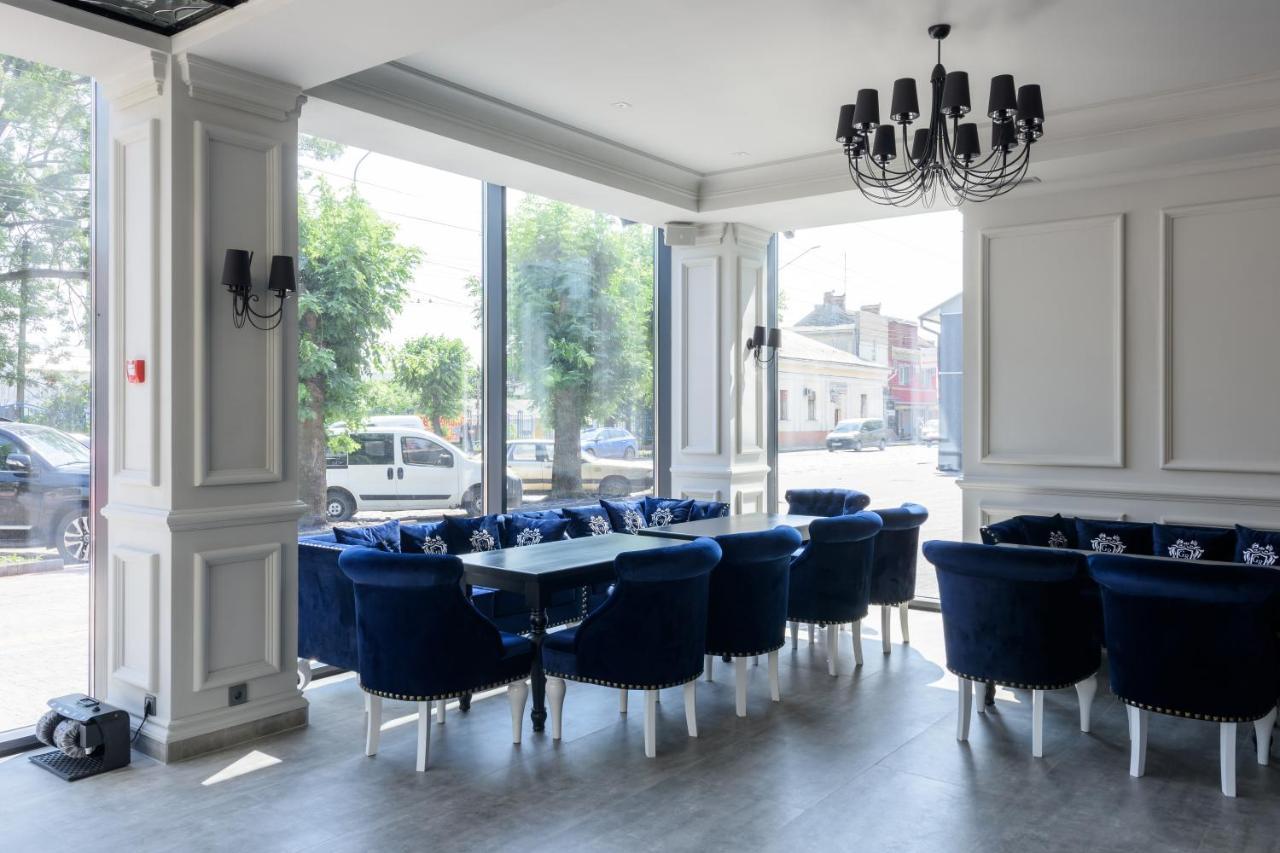 Grand Royal Hotel แชร์นิฟซี ภายนอก รูปภาพ