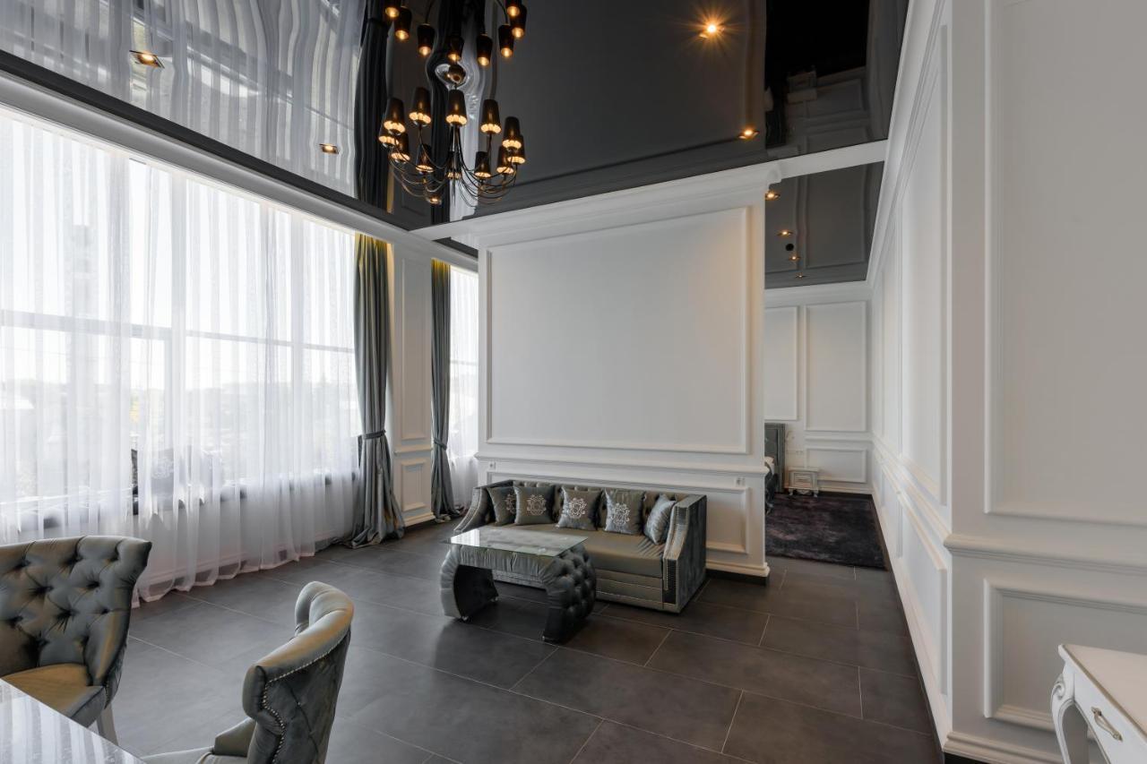 Grand Royal Hotel แชร์นิฟซี ภายนอก รูปภาพ